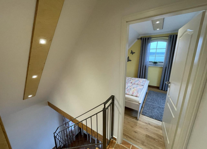 Blick in das Schlafzimmer 1 Seeseite